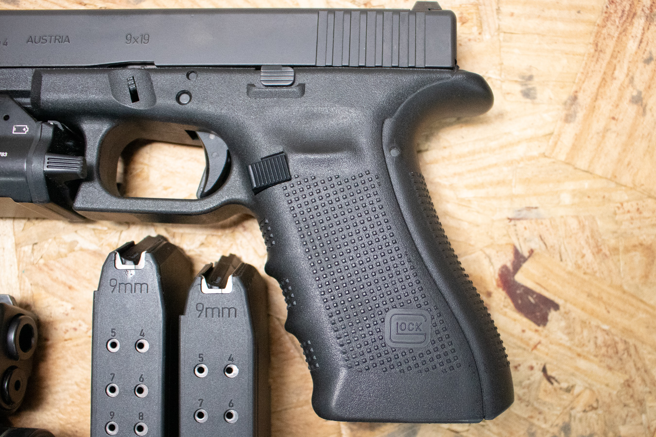GLOCK 17 Gen4 9mm Police Trade-In Pistols with Night Sights and TLR-1 Light (Very Good Condition)